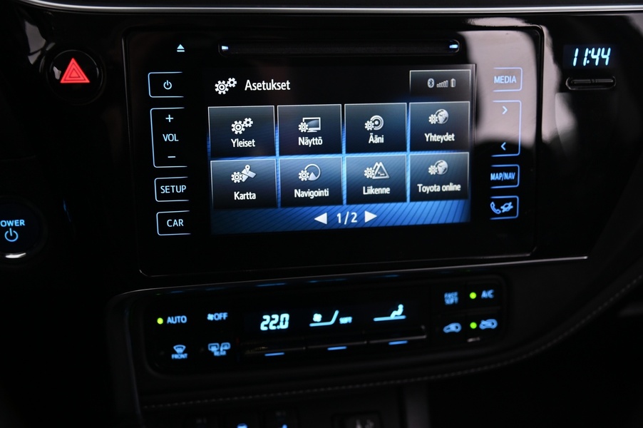 Toyota Auris vaihtoauto