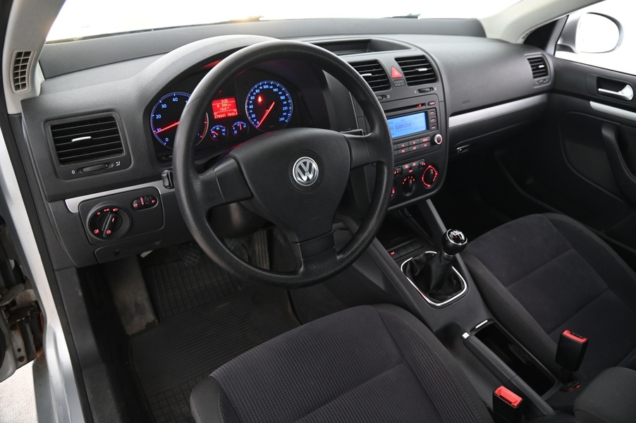Volkswagen Jetta vaihtoauto