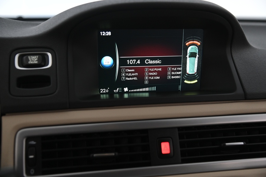 Volvo V70 vaihtoauto