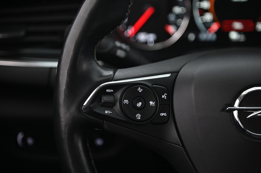 Opel Insignia vaihtoauto