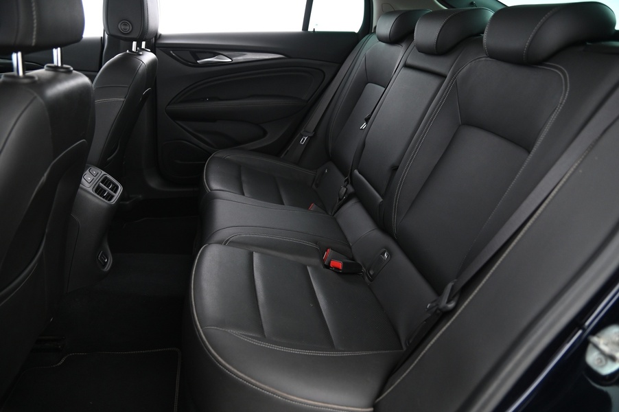 Opel Insignia vaihtoauto