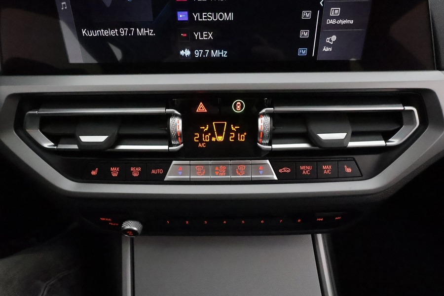 BMW 320 vaihtoauto