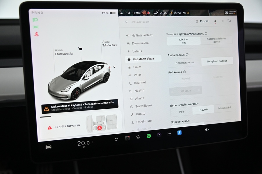 Tesla Model 3 vaihtoauto