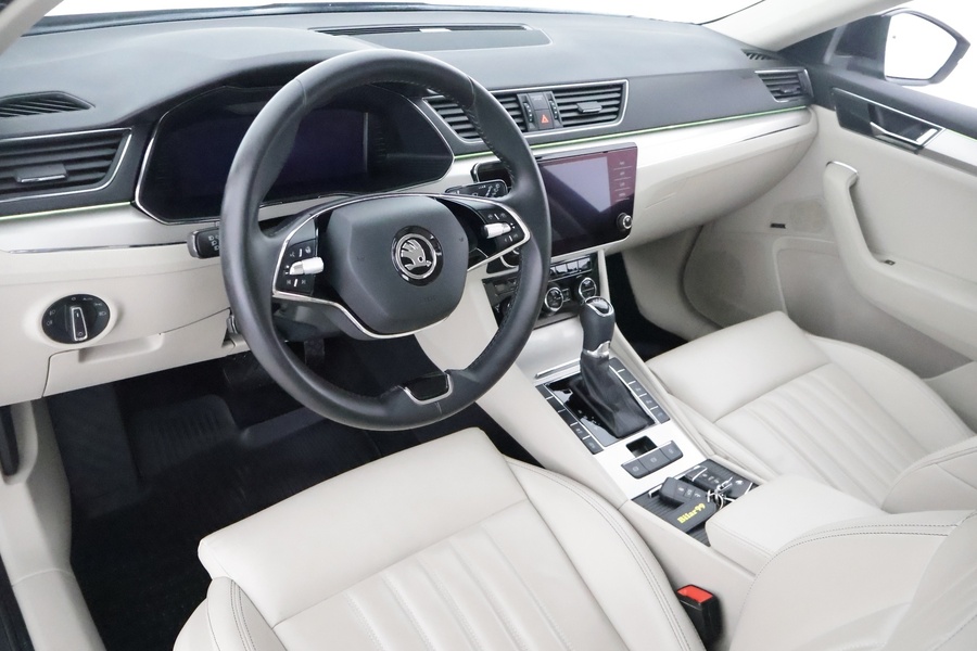 Skoda Superb vaihtoauto