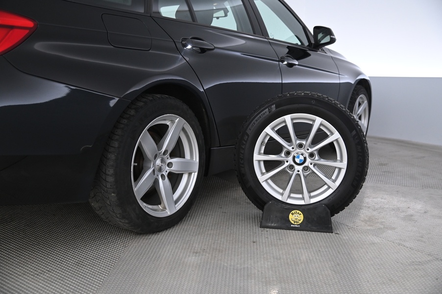 BMW 320 vaihtoauto