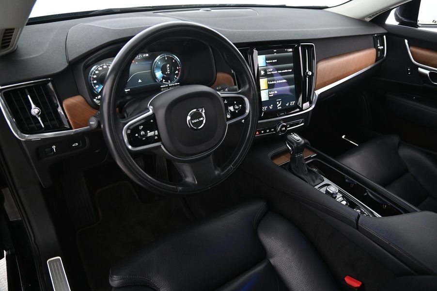 Volvo S90 vaihtoauto