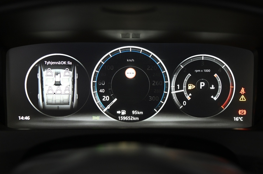 Jaguar F-PACE vaihtoauto