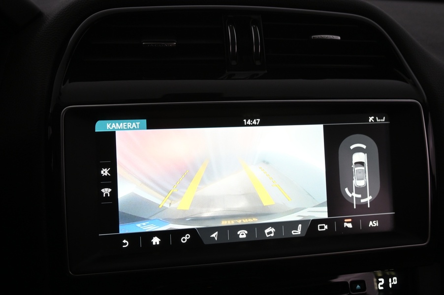 Jaguar F-PACE vaihtoauto