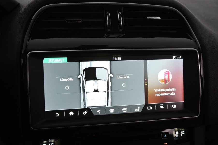 Jaguar F-PACE vaihtoauto