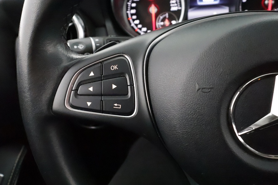 Mercedes-Benz GLA vaihtoauto