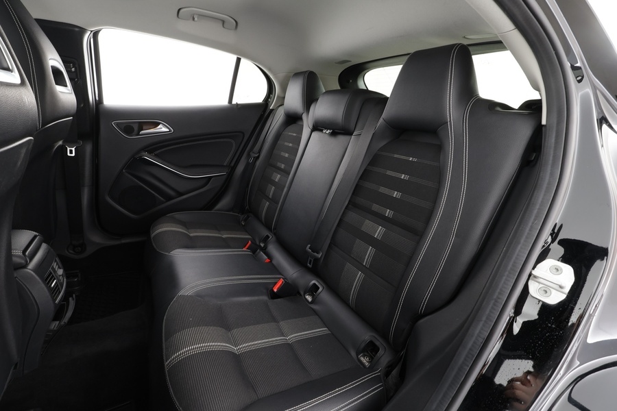 Mercedes-Benz GLA vaihtoauto