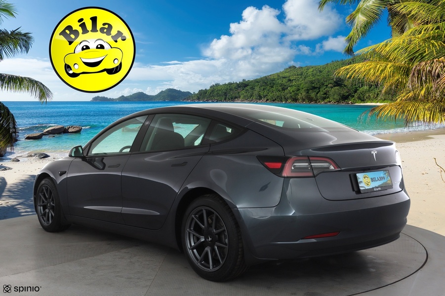 Tesla Model 3 vaihtoauto