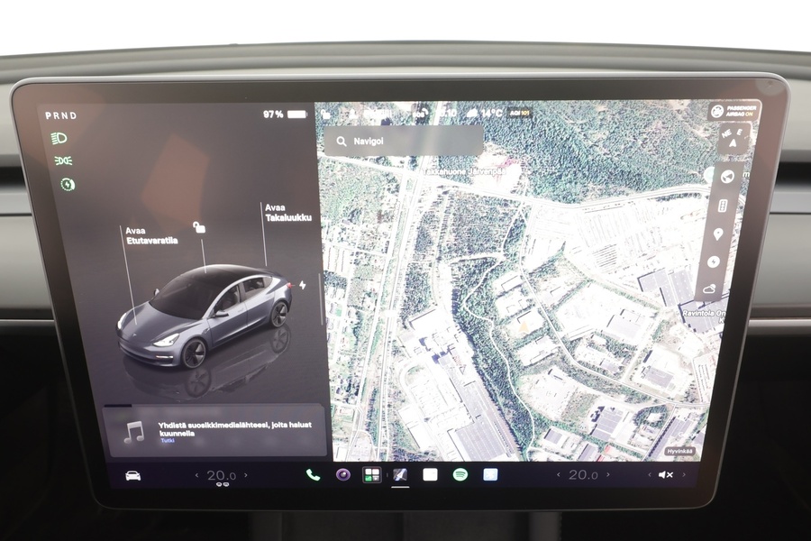 Tesla Model 3 vaihtoauto