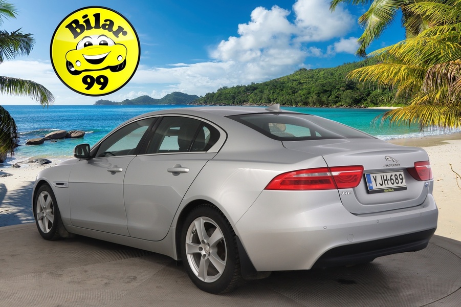 Jaguar XE vaihtoauto