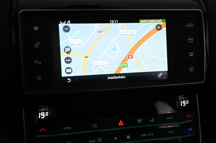 Jaguar XE vaihtoauto