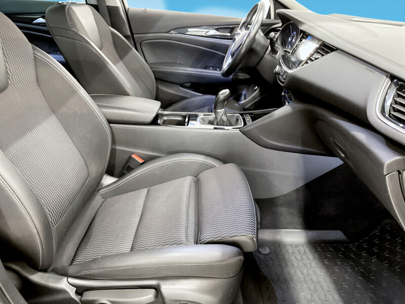 Opel Insignia vaihtoauto