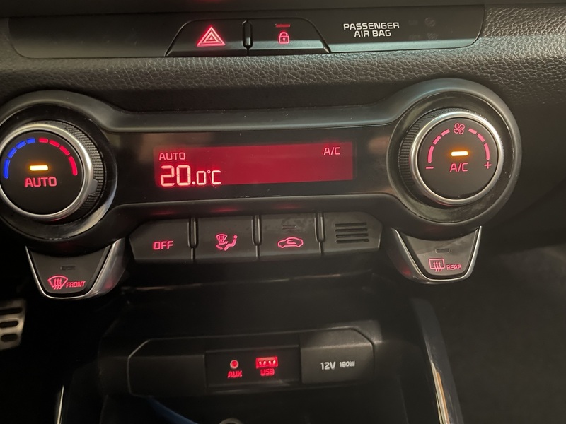 Kia Stonic vaihtoauto