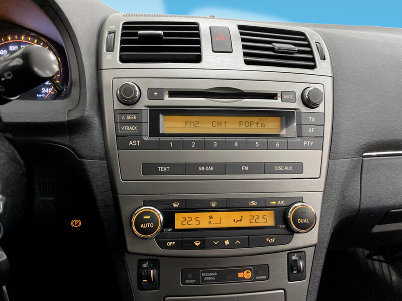 Toyota Avensis vaihtoauto