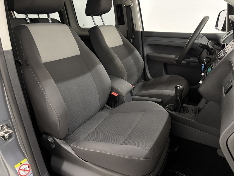 Volkswagen Caddy Maxi vaihtoauto