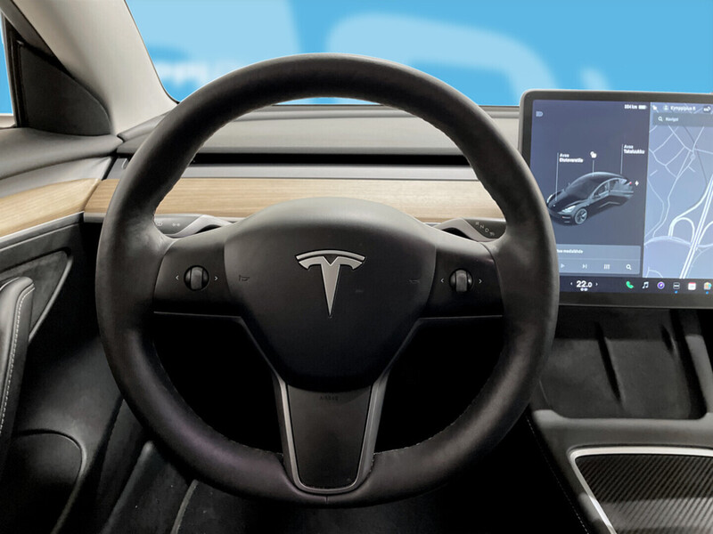 Tesla Model 3 vaihtoauto