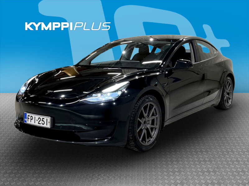 Tesla Model 3 vaihtoauto