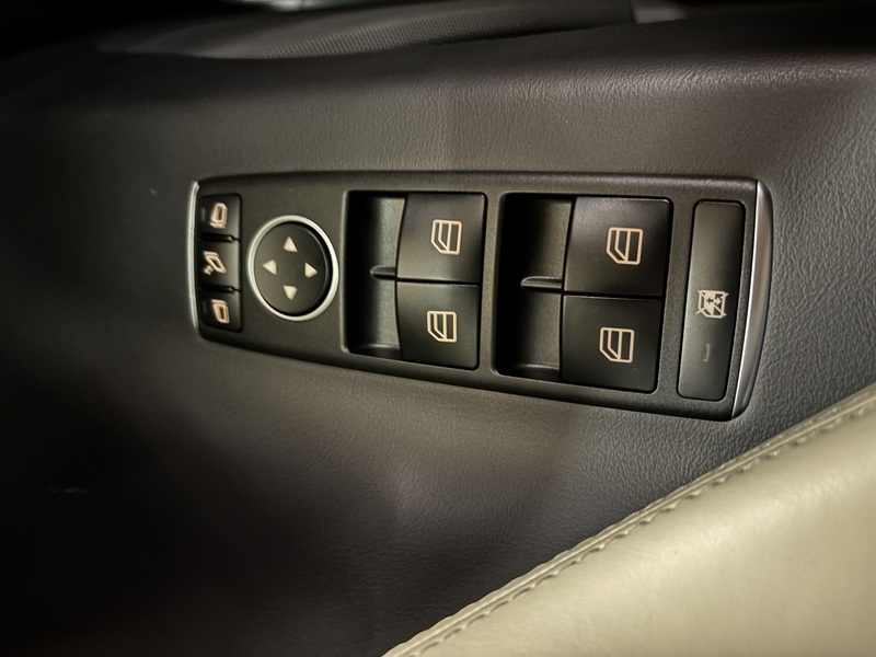 Tesla Model X vaihtoauto