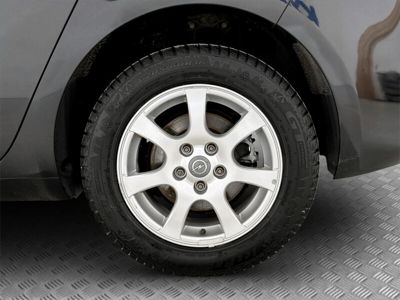 Opel Zafira Tourer vaihtoauto