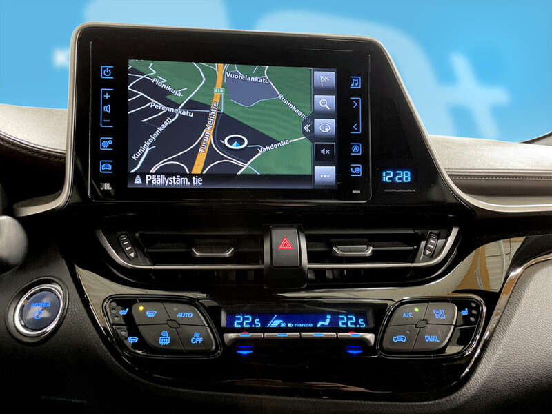 Toyota C-HR vaihtoauto