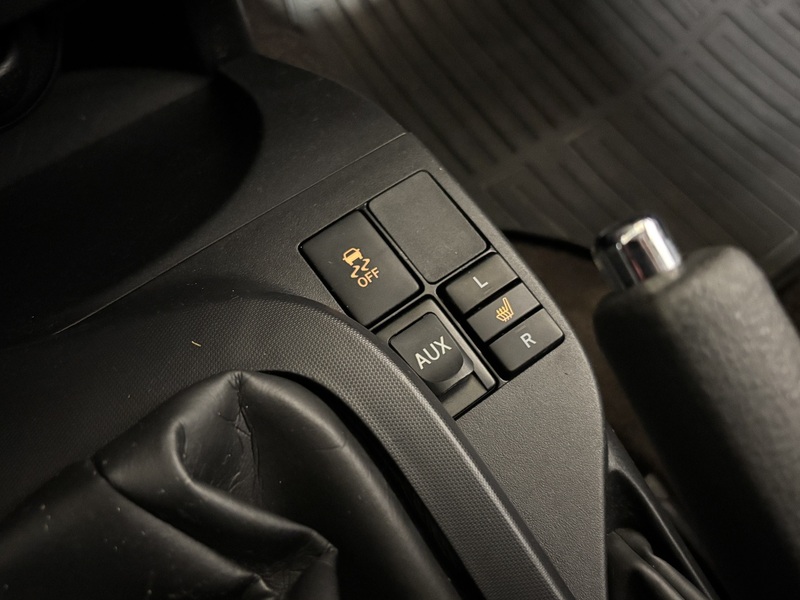 Toyota iQ vaihtoauto