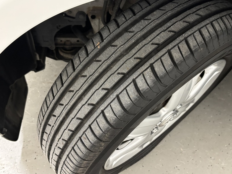 Toyota iQ vaihtoauto