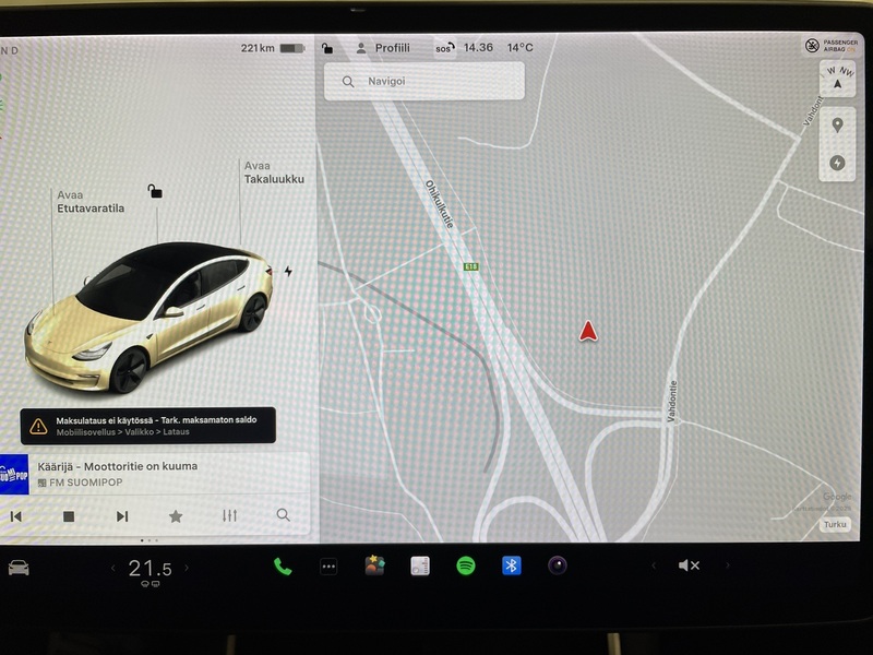 Tesla Model 3 vaihtoauto