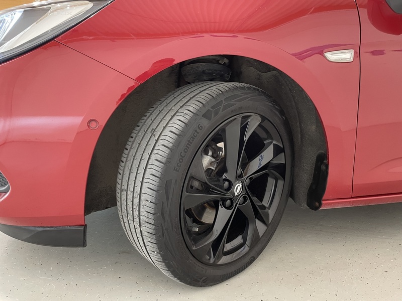 Opel Astra vaihtoauto