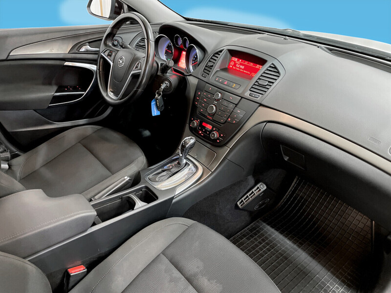 Opel Insignia vaihtoauto