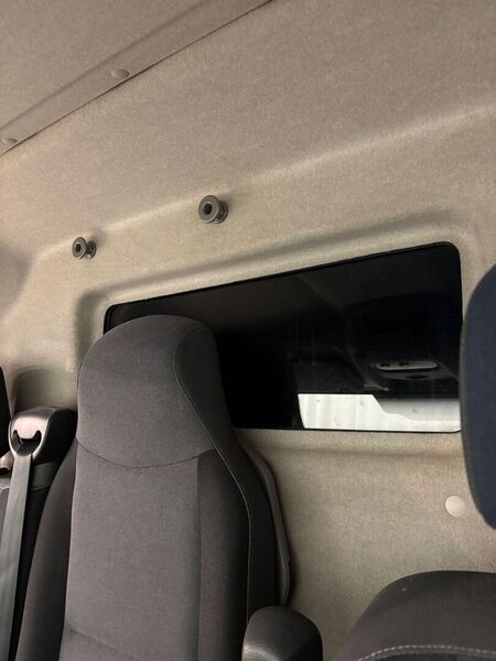 Nissan NV400 vaihtoauto