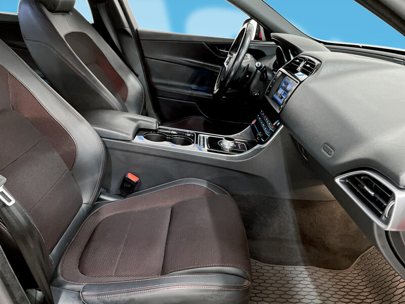 Jaguar XE vaihtoauto