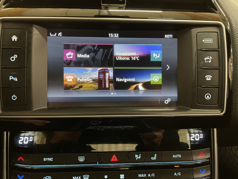 Jaguar XE vaihtoauto