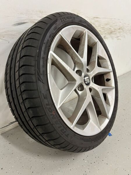 SEAT Leon vaihtoauto