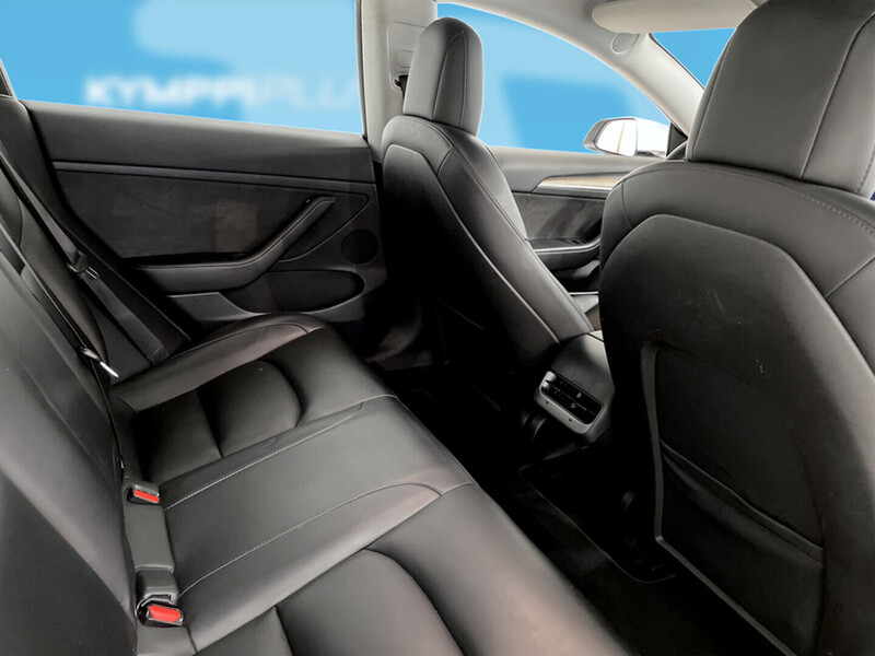 Tesla Model 3 vaihtoauto