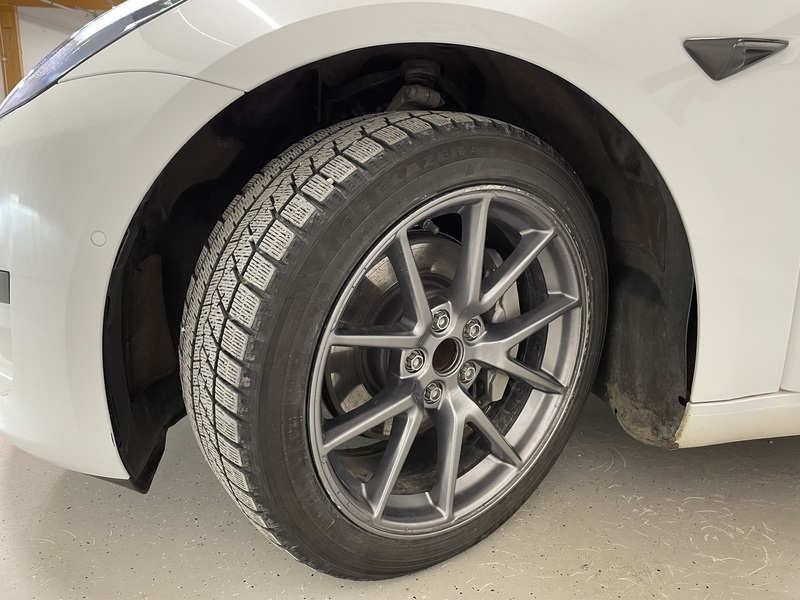 Tesla Model 3 vaihtoauto