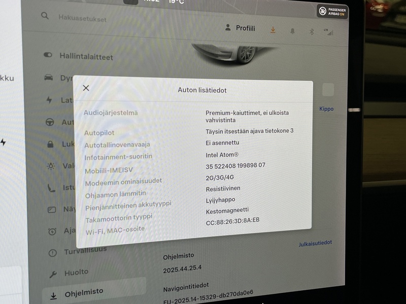 Tesla Model 3 vaihtoauto