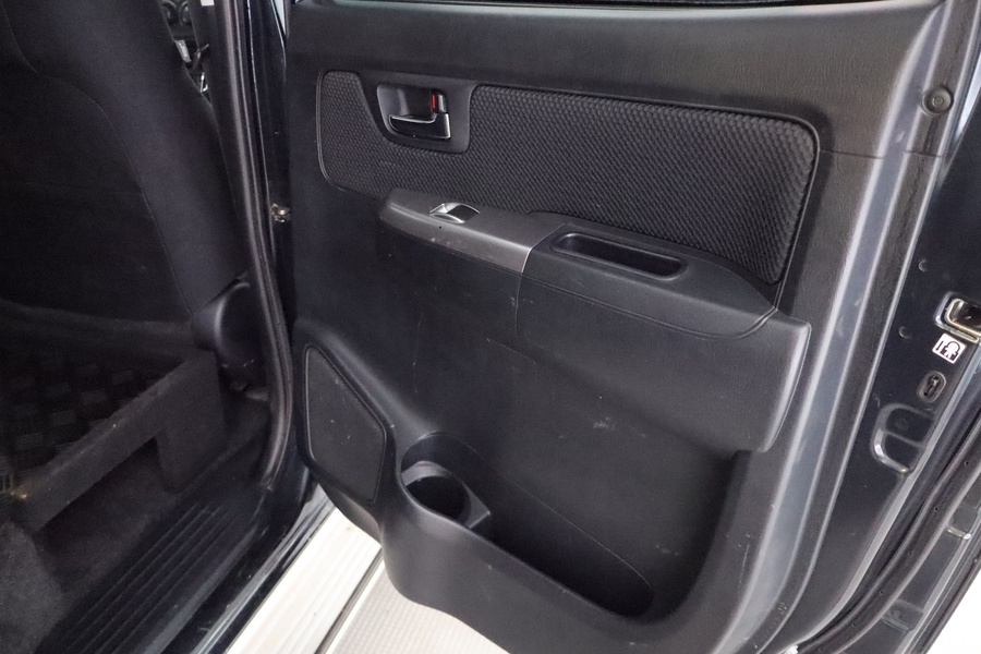 Toyota Hilux vaihtoauto