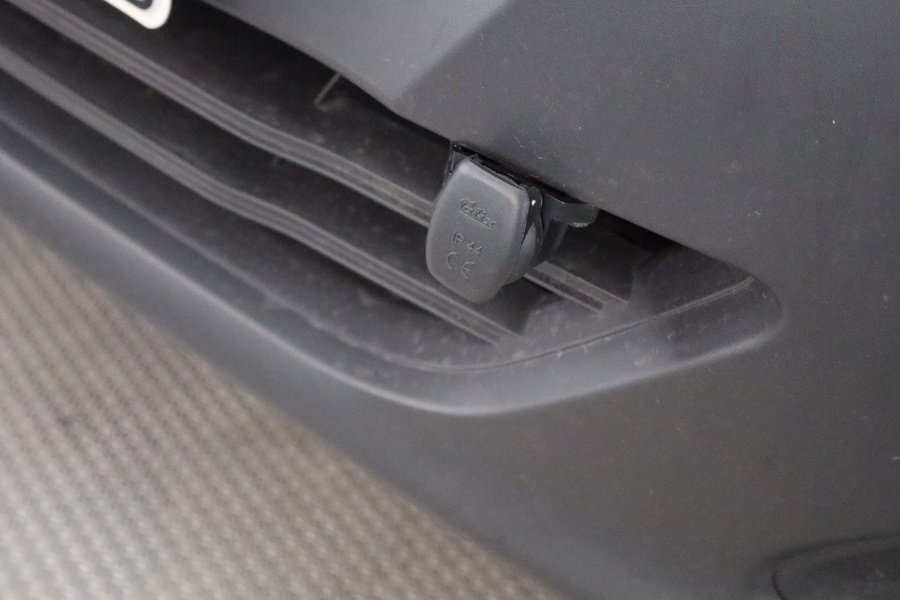 Ford Transit Courier vaihtoauto