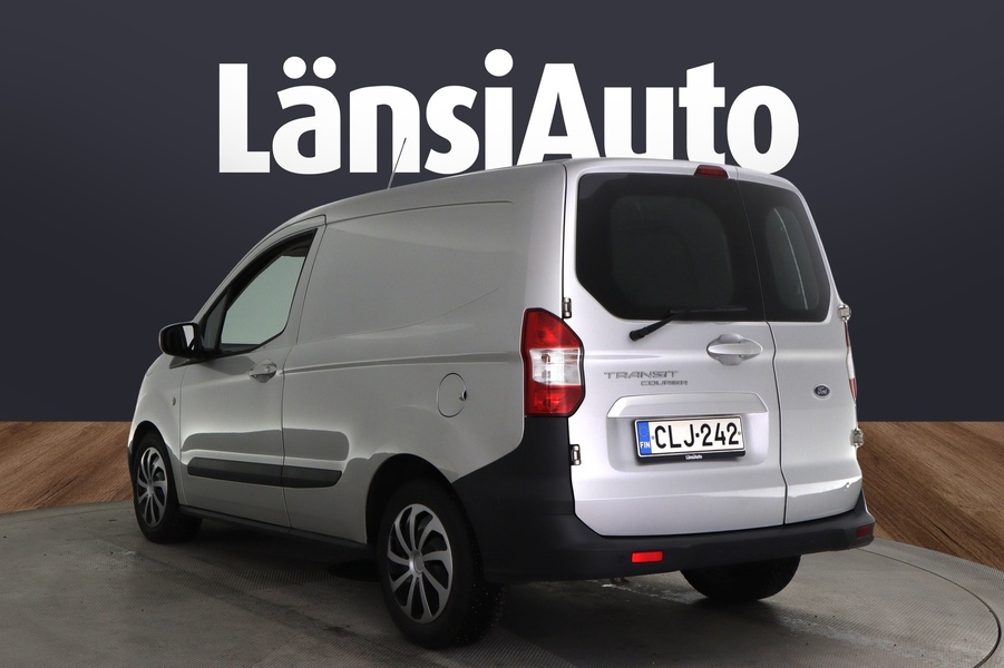 Ford Transit Courier vaihtoauto