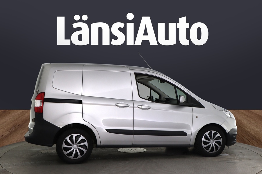 Ford Transit Courier vaihtoauto
