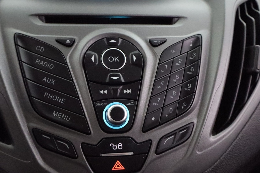 Ford Transit Courier vaihtoauto