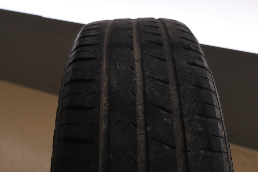 Ford Transit Courier vaihtoauto