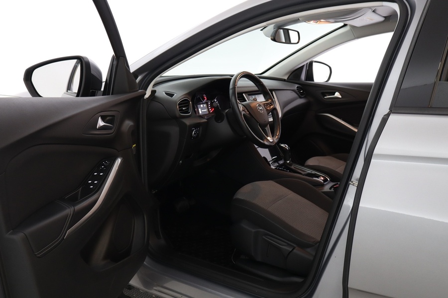 Opel Grandland X vaihtoauto