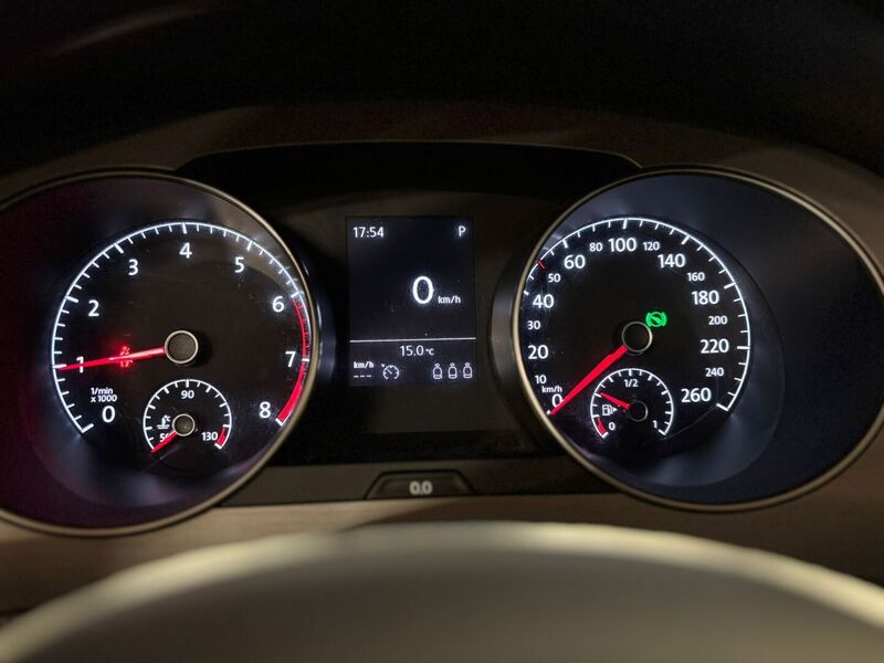 Volkswagen Golf Sportsvan vaihtoauto