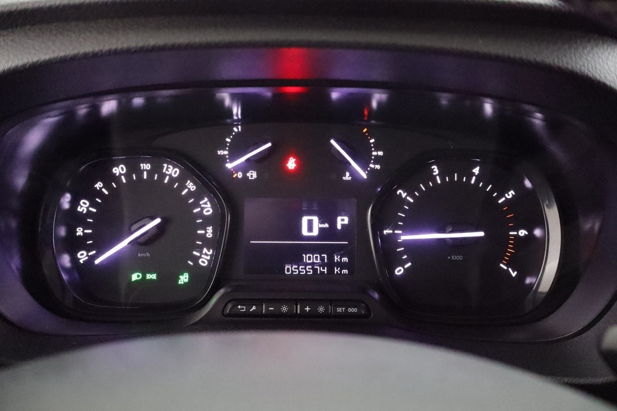 Opel Vivaro vaihtoauto