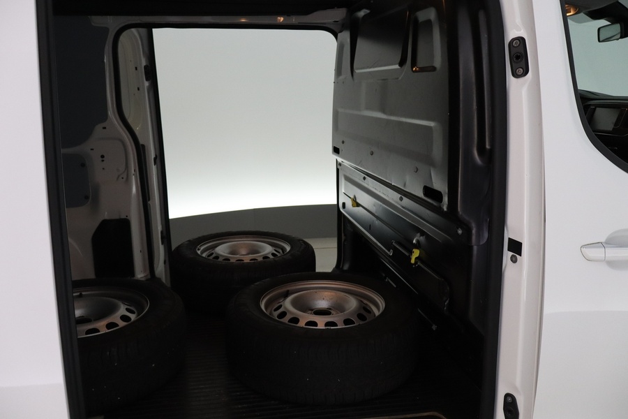 Opel Vivaro vaihtoauto